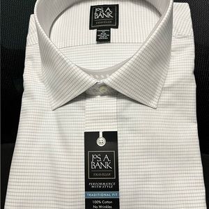 NWT - Jos. A. Bank Traveler No Wrinkle Traditional Fit Dress Shirt